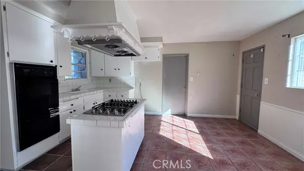 Rowland Heights, CA 91748,2705 Dione WAY