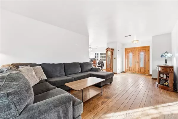 Altadena, CA 91001,715 Mountain View ST