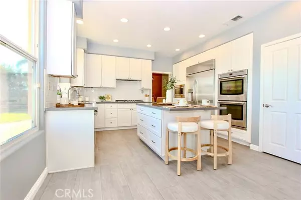 Woodland Hills, CA 91367,5928 Vista De La Luz