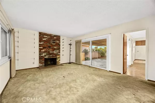 Montebello, CA 90640,717 N Sanchez