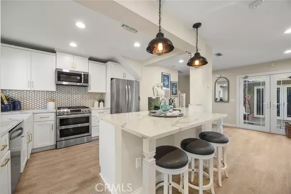 Yorba Linda, CA 92886,6832 Tahitian CIR