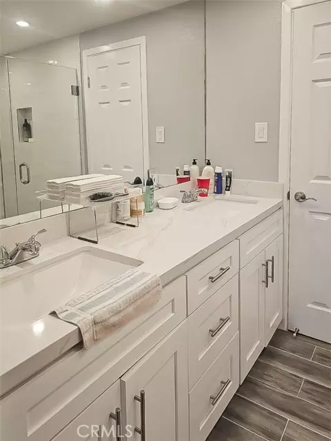 Buena Park, CA 90621,5211 Fox Hills AVE