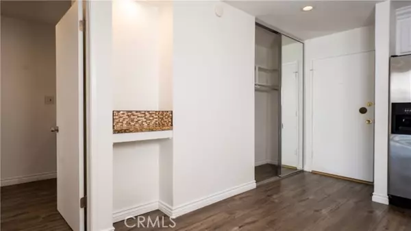 Newport Beach, CA 92663,102 Scholz 37