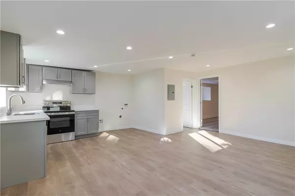 10528 1/4 Hillhaven, Tujunga, CA 91042