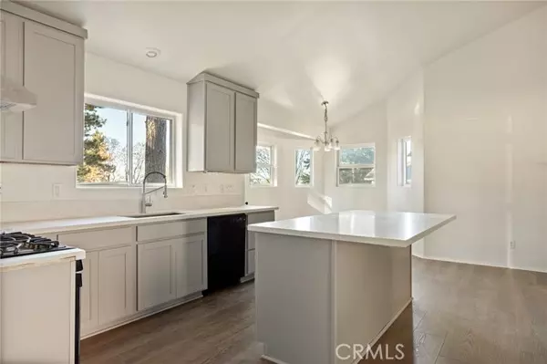 Running Springs, CA 92382,31471 Ocean VW