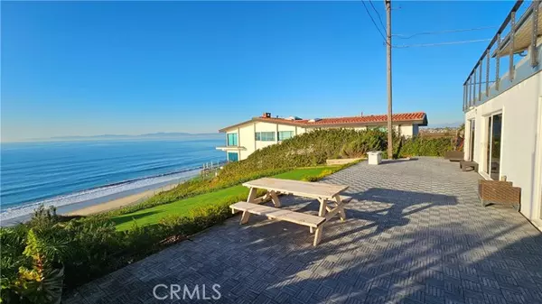 Redondo Beach, CA 90277,449 Paseo De La Playa