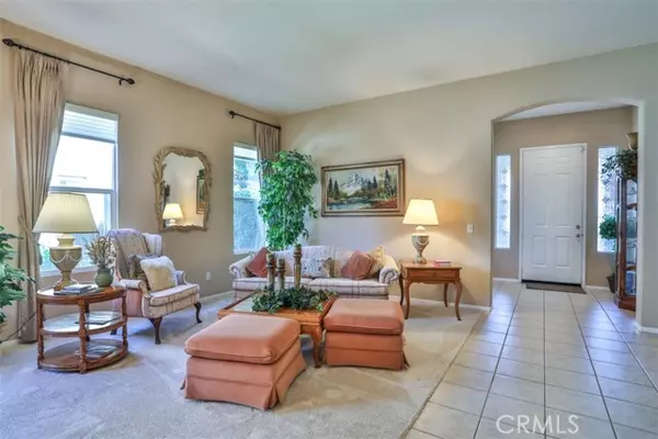 Corona, CA 92881,930 Mccall