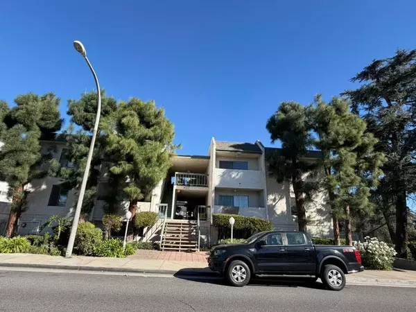 Alhambra, CA 91801,330 N Chapel AVE 212