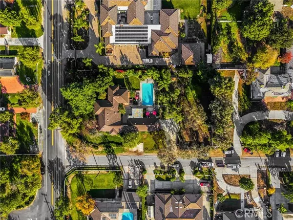 Fullerton, CA 92833,1062 W Valencia Mesa DR