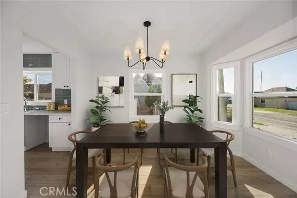 Los Angeles, CA 90047,10640 S Gramercy