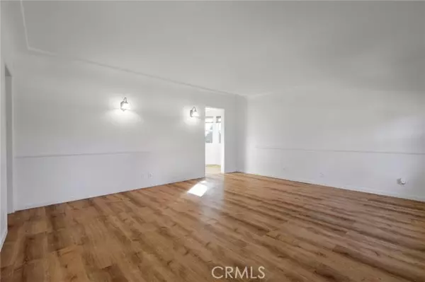 Chatsworth, CA 91311,10326 Vassar AVE