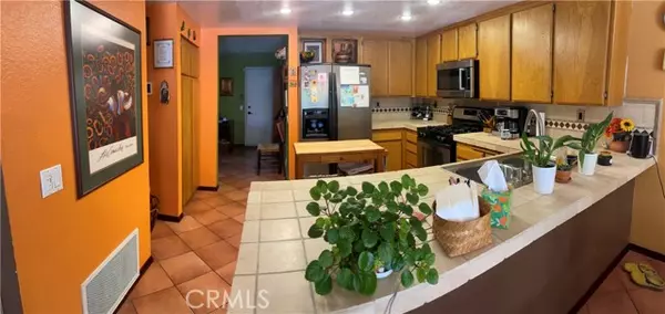 Rancho Cucamonga, CA 91701,9728 Woodleaf