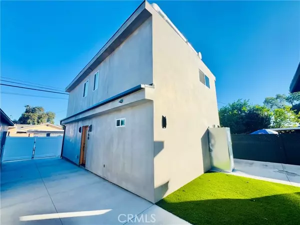 Reseda, CA 91335,6860 Aura AVE