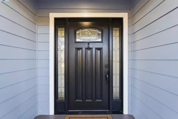 Oakland, CA 94605,5729 Bancroft Ave