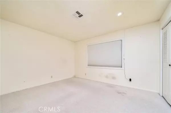 Yucca Valley, CA 92284,54940 Benecia