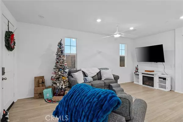 Winchester, CA 92596,34495 Agave 15107