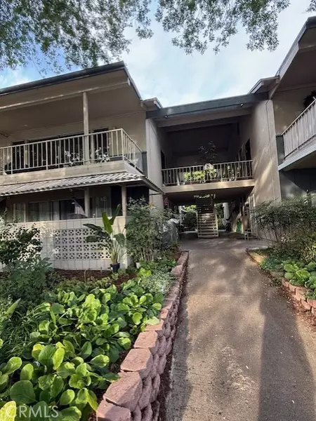 8 Via Castilla S, Laguna Woods, CA 92637