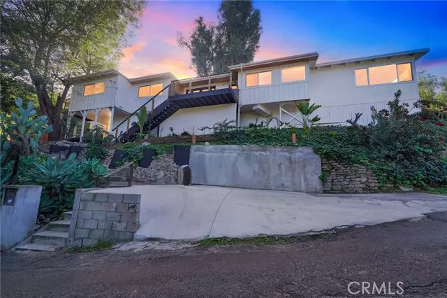 6324 Grape, Los Angeles, CA 90068