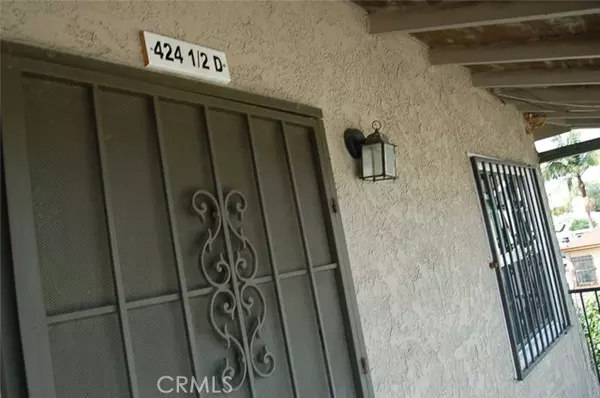 Compton, CA 90220,422 W Palm ST 424 1/2D