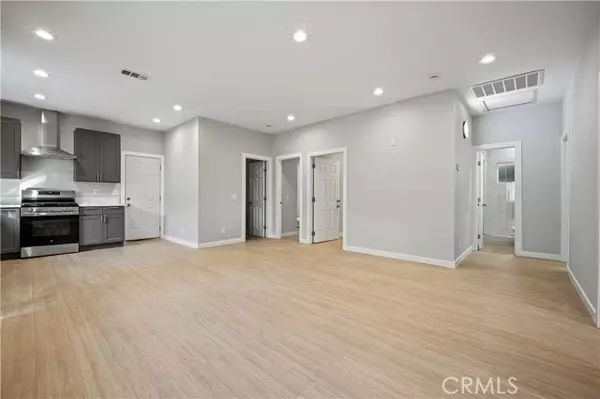 Anaheim, CA 92802,1584 W Wakefield AVE B