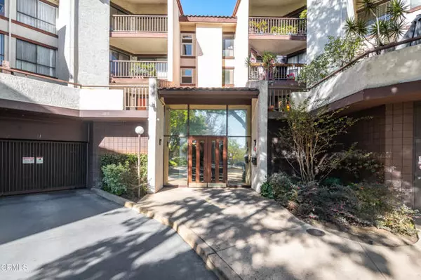 Los Angeles, CA 90042,4210 Via Arbolada 301