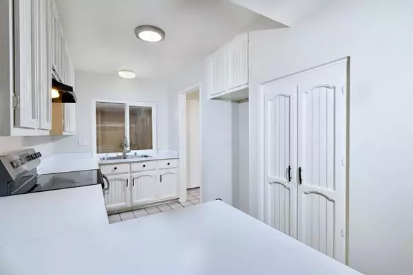 Encinitas, CA 92024,1753 Red Barn RD