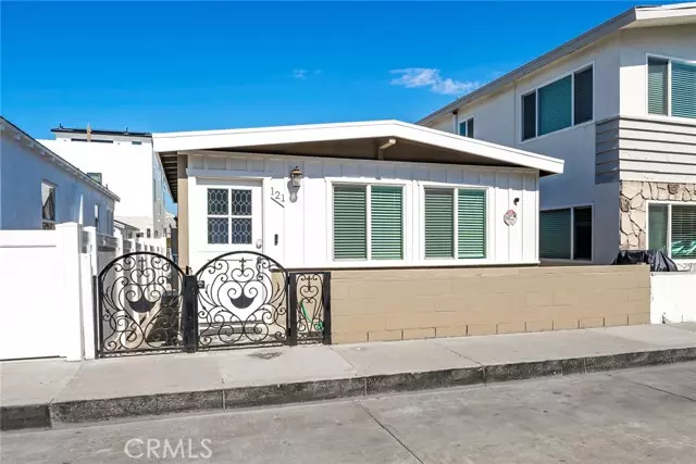 121 25th, Newport Beach, CA 92663