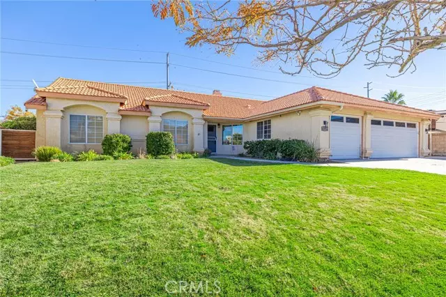 42067 Jenny LN, Lancaster, CA 93536