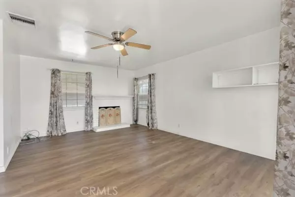 Burbank, CA 91506,338 N Mariposa