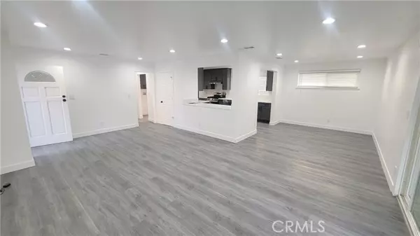 1605 E Santa Ana, Anaheim, CA 92805