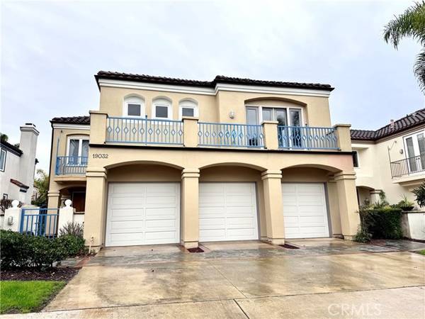 19032 Avondale, Huntington Beach, CA 92648