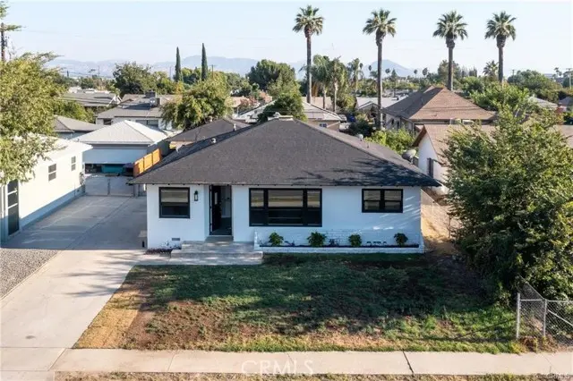 557 E Trenton, San Bernardino, CA 92404