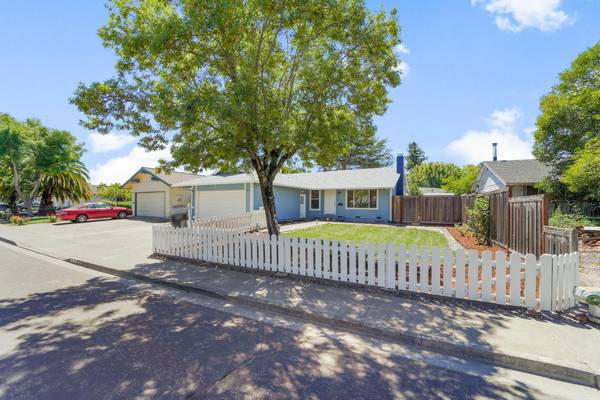 512 Myrtle AVE, Rohnert Park, CA 94928