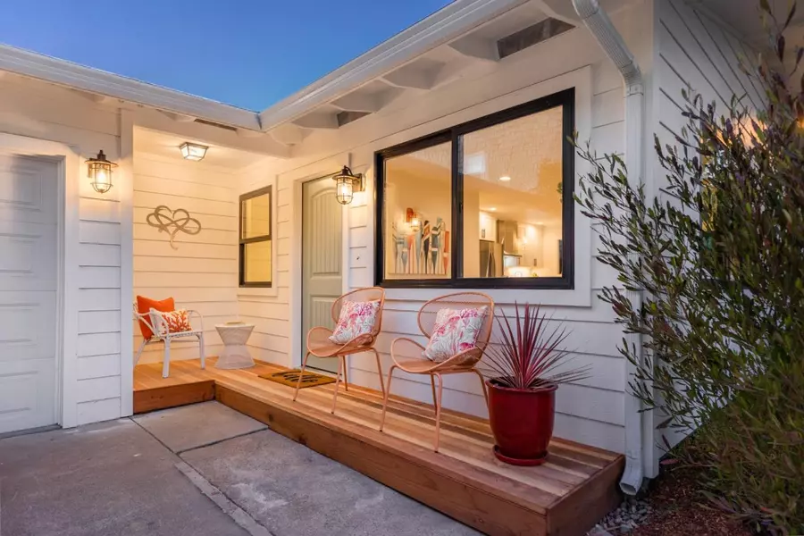 1131 Walk CIR, Santa Cruz, CA 95060