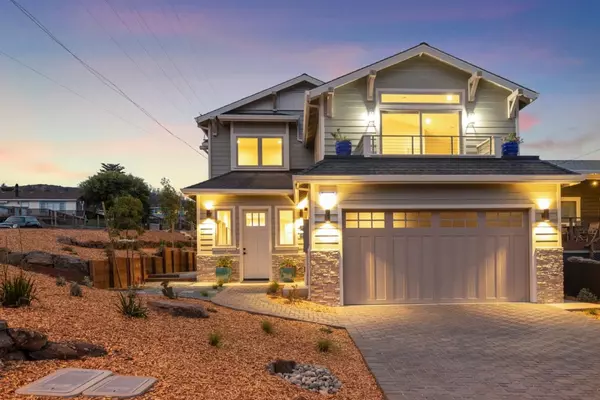 El Granada, CA 94018,538 Valencia AVE