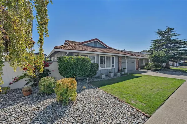 Foster City, CA 94404,915 Lurline DR