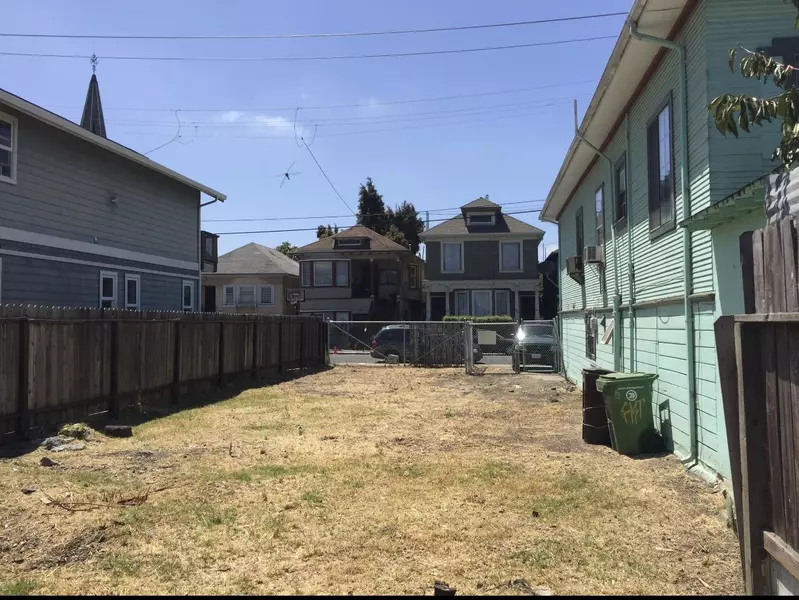 834 Athens AVE, Oakland, CA 94607