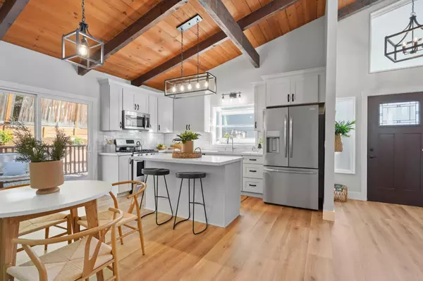 Aptos, CA 95003,443 Monterey DR