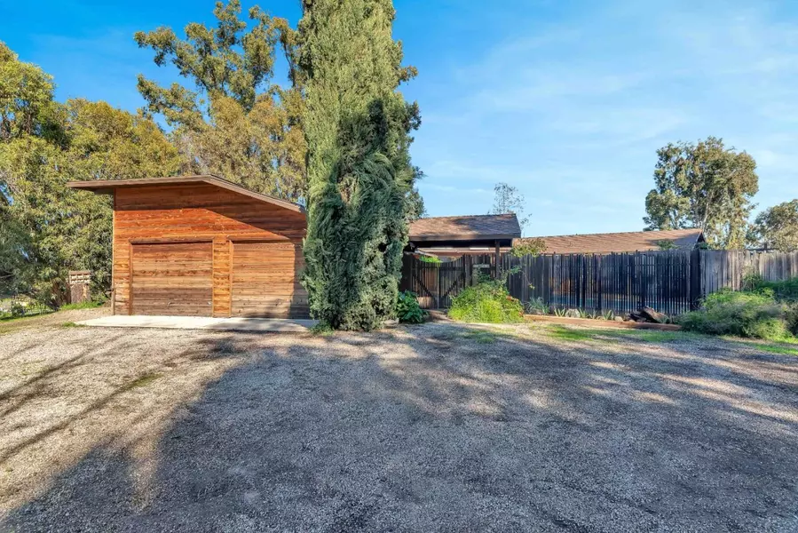 51280 Pine Canyon RD, King City, CA 93930