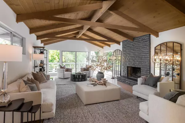 Los Altos Hills, CA 94022,25360 Becky LN