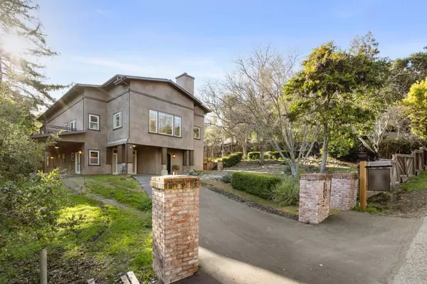Portola Valley, CA 94028,141 Santa Maria AVE