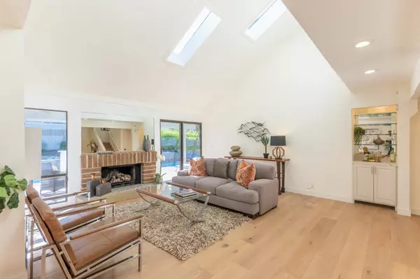 Carmel Valley, CA 93924,16 Woodside PL