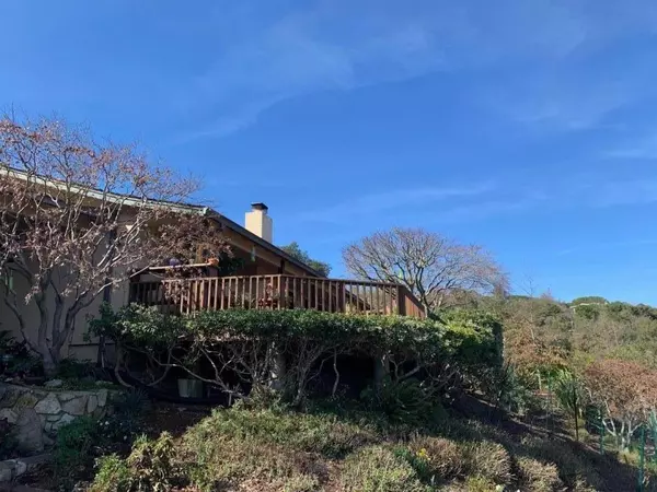 Los Altos Hills, CA 94022,26790 Saint Francis RD