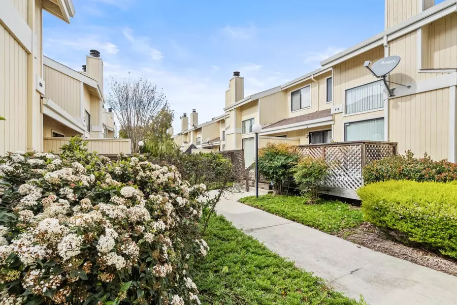 25011 Discoverer PL, Hayward, CA 94544