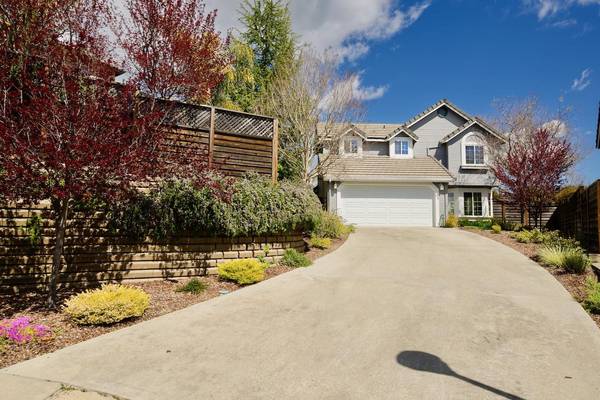 112 Golden Eagle CT, Scotts Valley, CA 95066