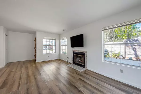 El Granada, CA 94019,146 Presidio AVE