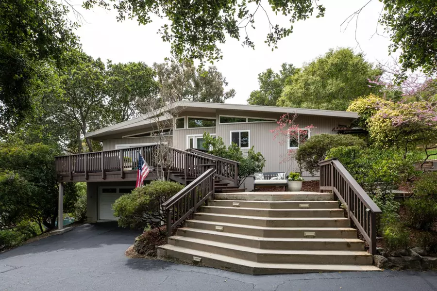 120 Corona WAY, Portola Valley, CA 94028