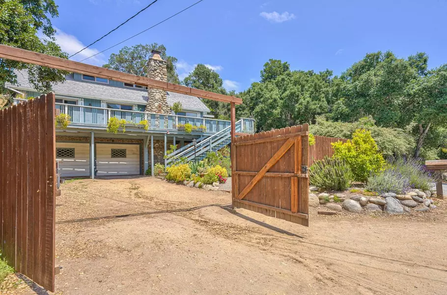 7 Paso Cresta, Carmel Valley, CA 93924
