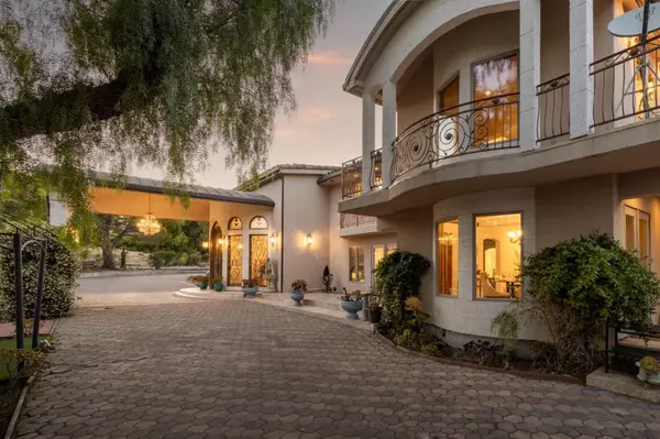 Los Altos Hills, CA 94022,24680 Prospect AVE