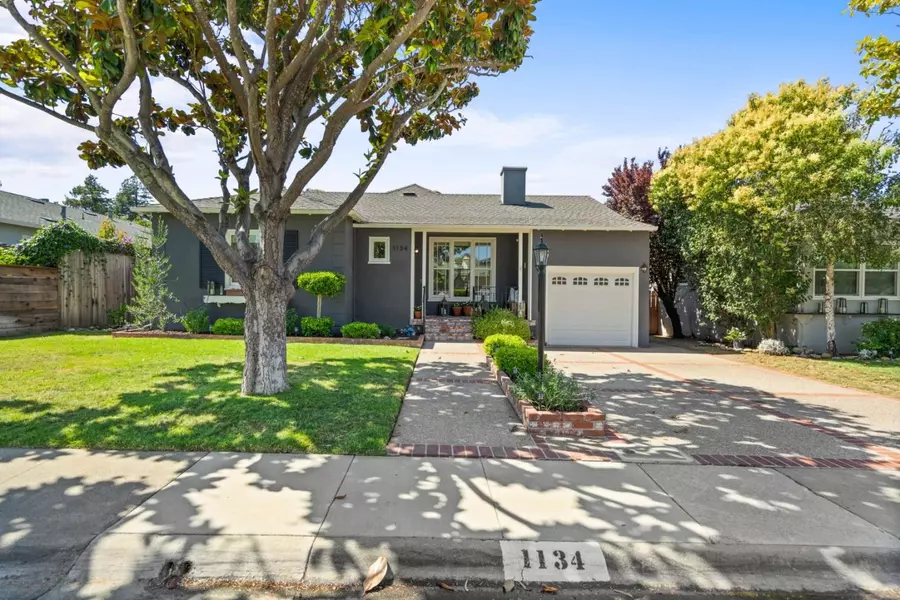 1134 Clovelly LN, Burlingame, CA 94010